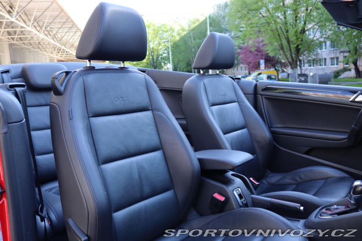 Volkswagen Golf CABRIO GTI 2.0TSI DSG 155 2012