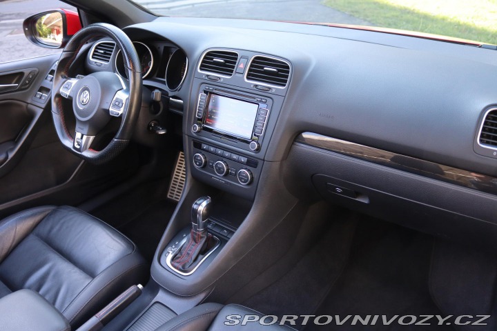 Volkswagen Golf CABRIO GTI 2.0TSI DSG 155 2012