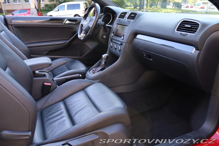 Volkswagen Golf CABRIO GTI 2.0TSI DSG 155 2012
