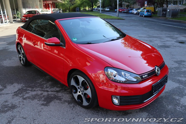Volkswagen Golf CABRIO GTI 2.0TSI DSG 155 2012