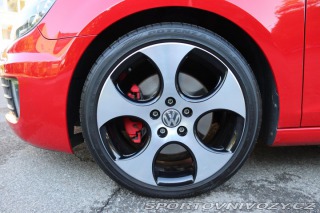 Volkswagen Golf CABRIO GTI 2.0TSI DSG 155 2012