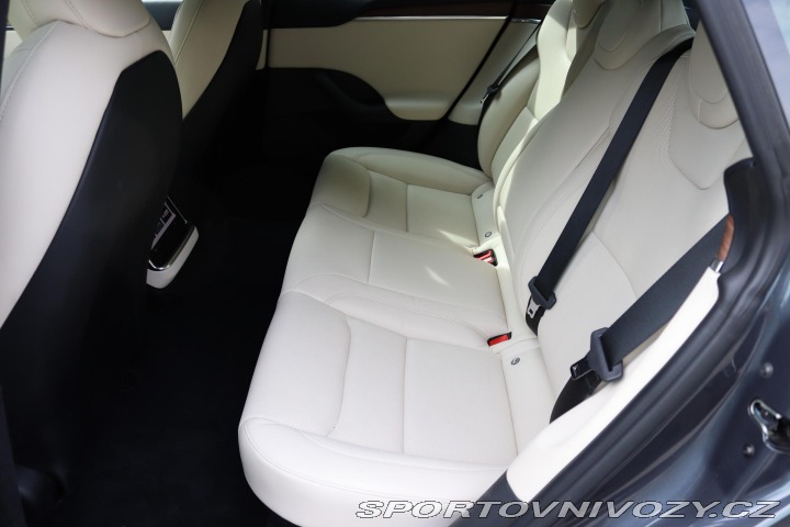 Tesla Model S LONG RANGE AWD 493kW 2021