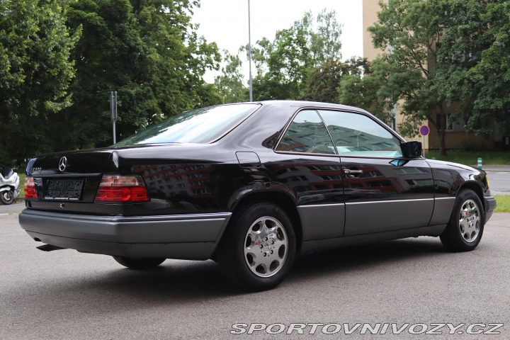 Mercedes-Benz Ostatní modely 124 320CE 162kW 1994