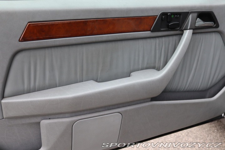 Mercedes-Benz Ostatní modely 124 320CE 162kW 1994