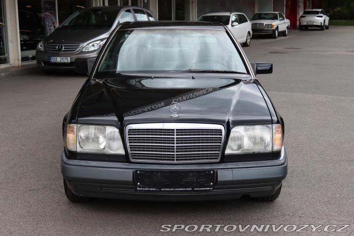Mercedes-Benz Ostatní modely 124 320CE 162kW 1994