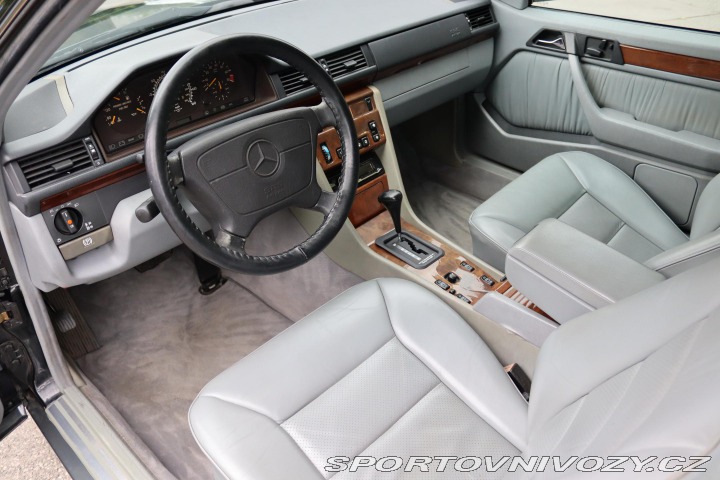 Mercedes-Benz Ostatní modely 124 320CE 162kW 1994