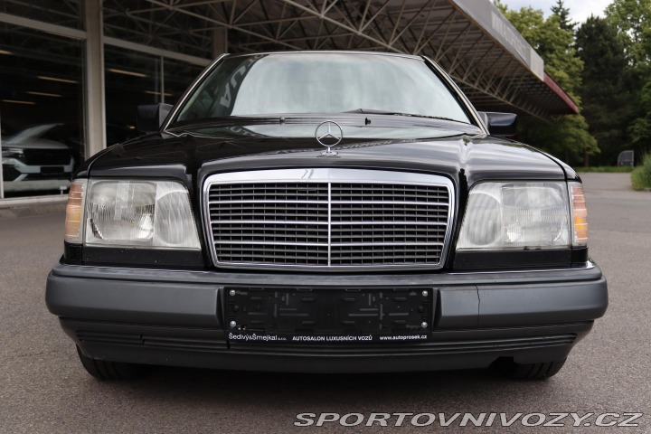 Mercedes-Benz Ostatní modely 124 320CE 162kW 1994