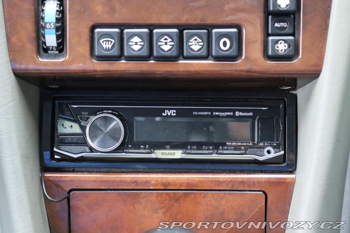 Mercedes-Benz Ostatní modely 124 320CE 162kW 1994