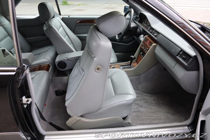 Mercedes-Benz Ostatní modely 124 320CE 162kW 1994