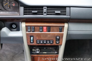 Mercedes-Benz Ostatní modely 124 320CE 162kW 1994