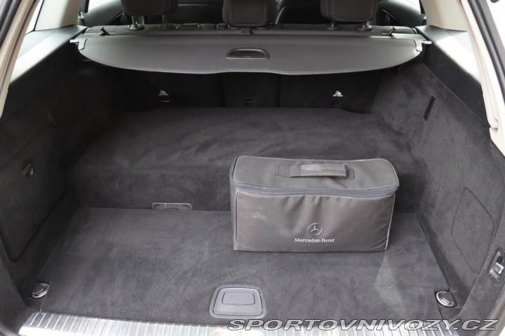Mercedes-Benz C 300de PLUG-IN HYB KOMBI 2 2019