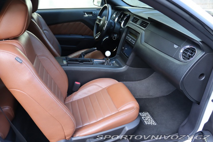 Ford Mustang GT COUPE 5.0 V8 307kW MAN 2011