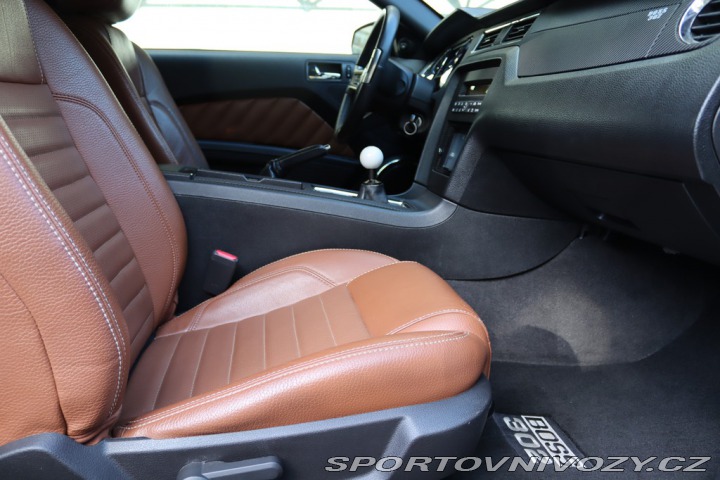 Ford Mustang GT COUPE 5.0 V8 307kW MAN 2011