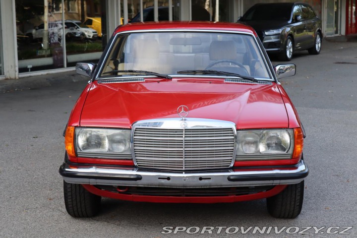 Mercedes-Benz Ostatní modely 123 230CE KUPÉ AUTOMAT 100kW 1981