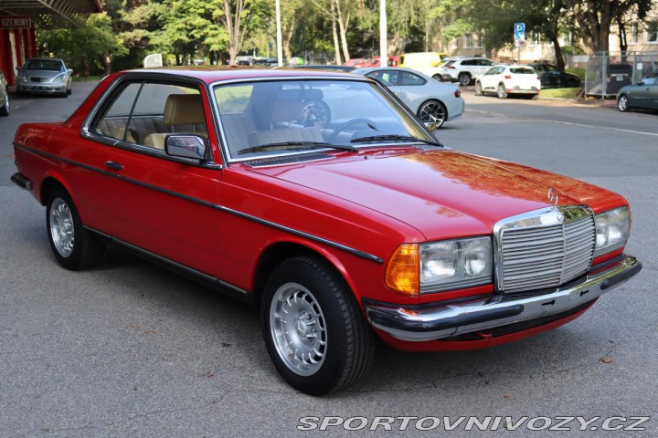 Mercedes-Benz Ostatní modely 123 230CE KUPÉ AUTOMAT 100kW 1981