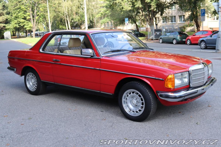 Mercedes-Benz Ostatní modely 123 230CE KUPÉ AUTOMAT 100kW 1981