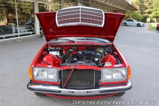 Mercedes-Benz Ostatní modely 123 230CE KUPÉ AUTOMAT 100kW 1981
