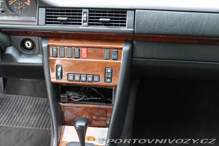 Mercedes-Benz Ostatní modely 124 E320 CABRIO 162kW 1994