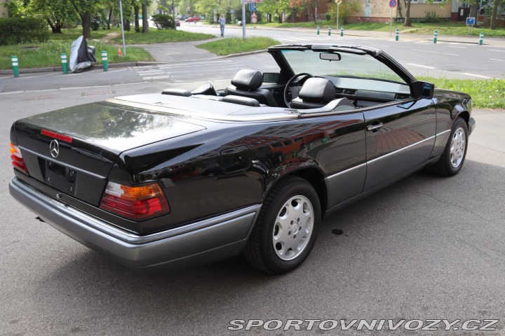 Mercedes-Benz Ostatní modely 124 E320 CABRIO 162kW 1994