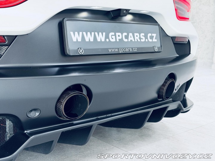 Maserati MC20 NOVITEC Bianco REZERVACE 2021