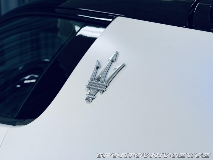 Maserati MC20 NOVITEC Bianco REZERVACE 2021