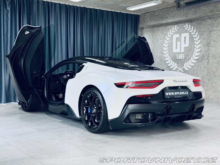 Maserati MC20 NOVITEC Bianco REZERVACE 2021