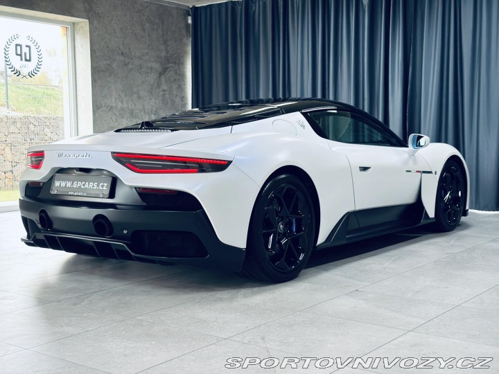 Maserati MC20 NOVITEC Bianco REZERVACE 2021
