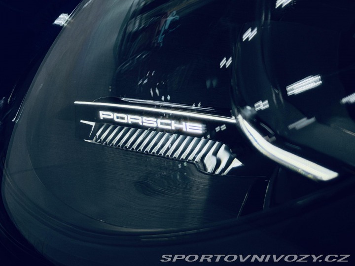 Porsche 911 992.2*CABRIO*CHRONO*ZÁRUK 2025