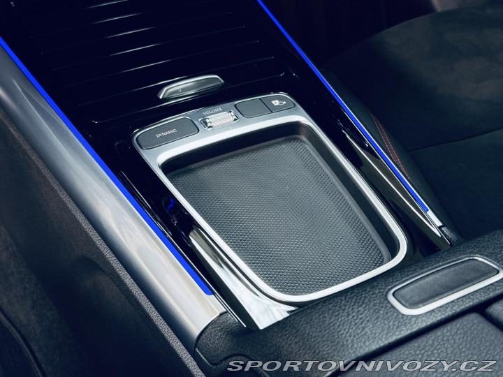 Mercedes-Benz Ostatní modely GLA 220*AMG*4M*PREMIUM*PANO 2024