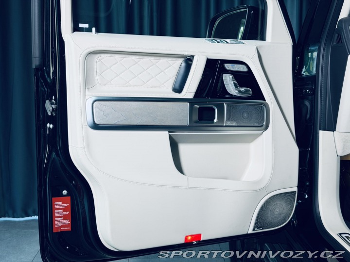 Mercedes-Benz Ostatní modely Třídy G G 450d AMG SUPERIOR NEZ.T 2025