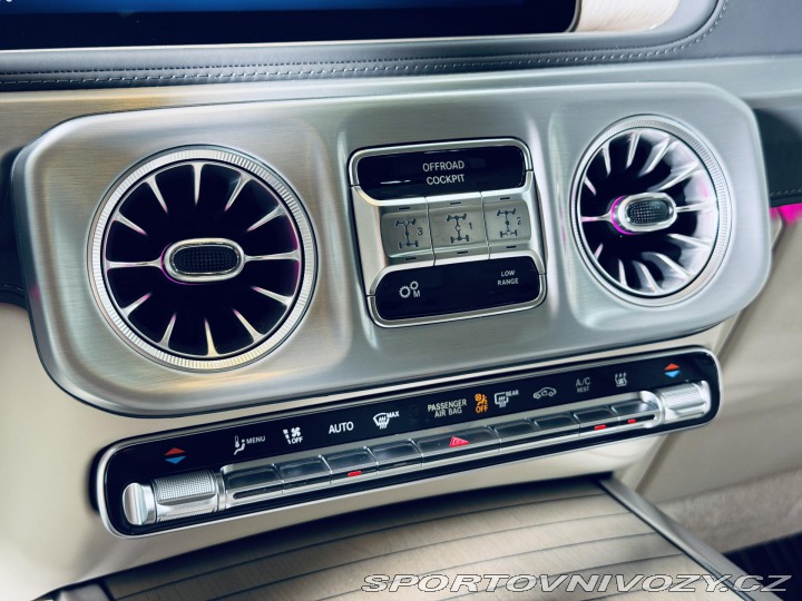 Mercedes-Benz Ostatní modely Třídy G G 450d AMG SUPERIOR NEZ.T 2025