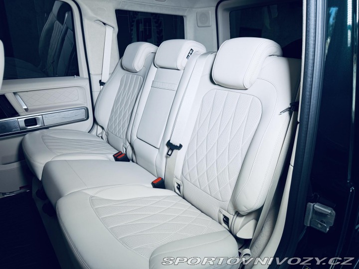Mercedes-Benz Ostatní modely Třídy G G 450d AMG SUPERIOR NEZ.T 2025