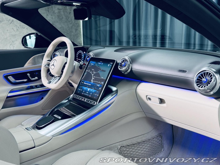 Mercedes-Benz SL 63*4M+*DYNAMIC-REZERVACE* 2022