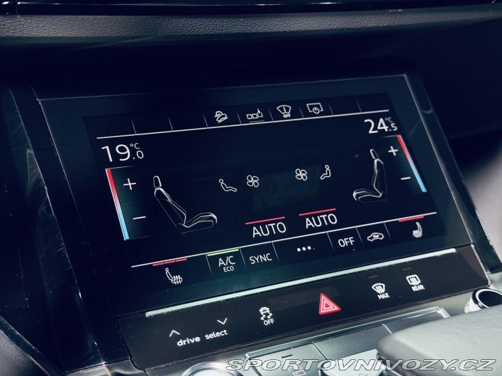 Audi Ostatní modely e-tron 55*S-LINE*QUATTRO*PANO*36 2020