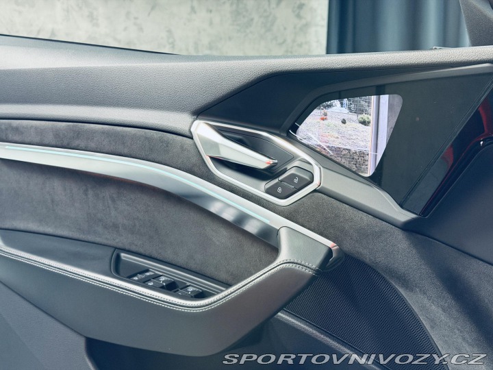 Audi Ostatní modely e-tron 55*S-LINE*QUATTRO*PANO*36 2020