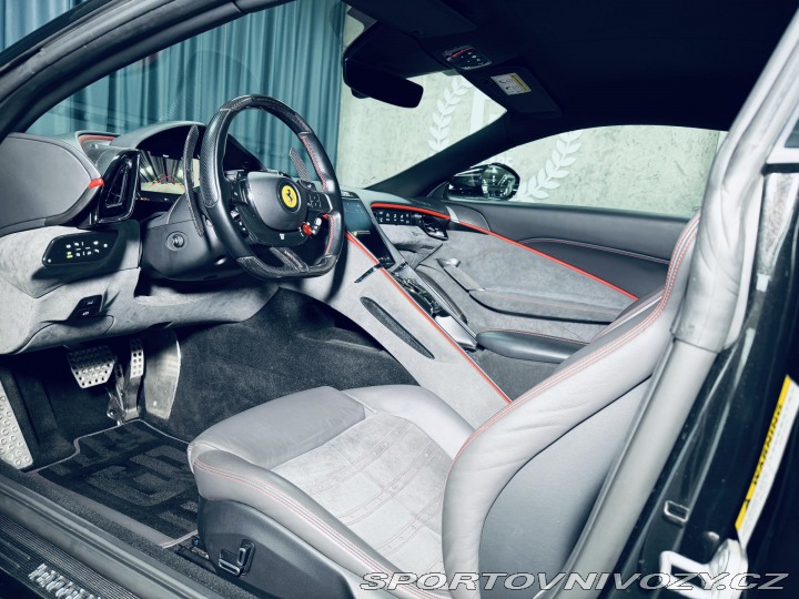 Ferrari Roma CARBON FULL NOVITEC ZÁRUK 2021