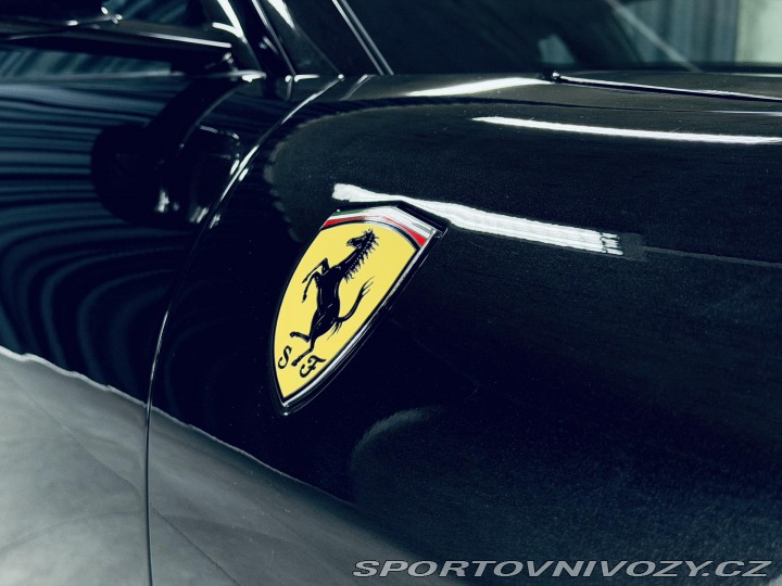 Ferrari Roma CARBON FULL NOVITEC ZÁRUK 2021