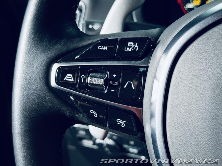 Aston Martin DBX 550*AIR*XENON.GREY*TOP 2021