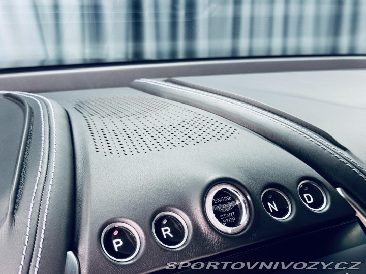 Aston Martin DBX 550*AIR*XENON.GREY*TOP 2021