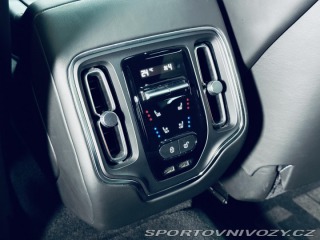 Aston Martin DBX 550*AIR*XENON.GREY*TOP 2021