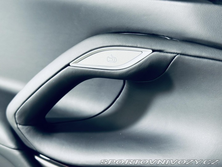 Ferrari Purosangue Carbon Ext.+Int. Rosso Ma 2025
