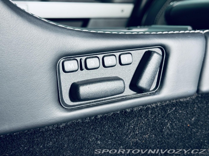 Aston Martin V8 Vantage 4.7L V8 2013