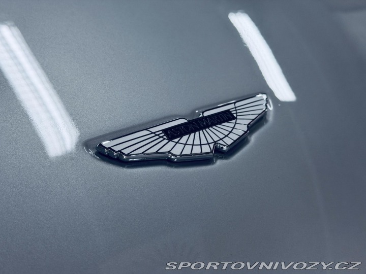 Aston Martin V8 Vantage 4.7L V8 2013