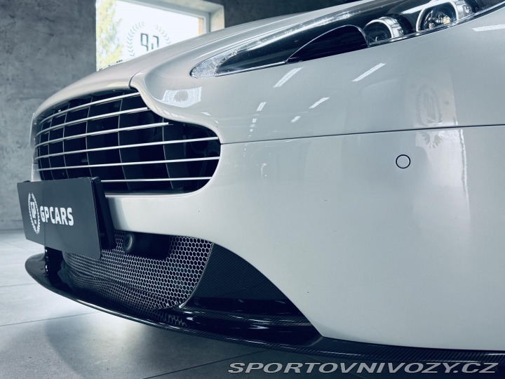 Aston Martin V8 Vantage 4.7L V8 2013