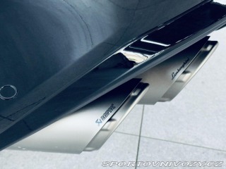 Lamborghini Urus SE*NOVÉ*MAT*AKRAPOVIC* 2025