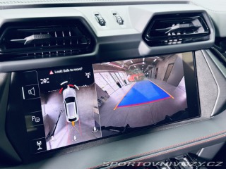 Lamborghini Urus SE*NOVÉ*MAT*AKRAPOVIC* 2025