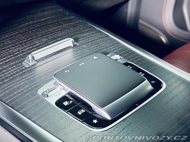 Mercedes-Benz Ostatní modely Třídy G G 450d AMG SUPERIOR NEZ.T 2024