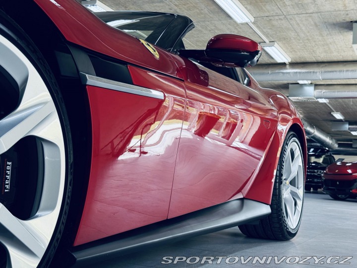 Ferrari 12Cilindri 12Cilindri*SPIDER*Rosso M 2025