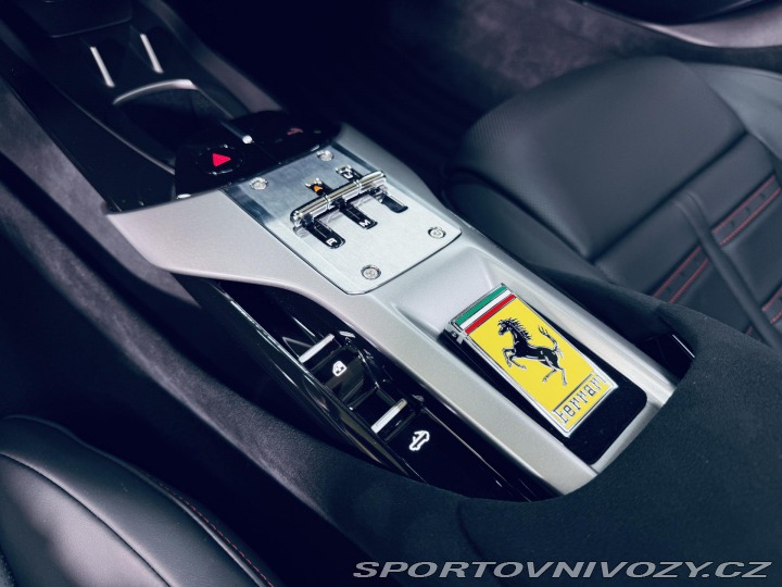 Ferrari 12Cilindri 12Cilindri*SPIDER*Rosso M 2025
