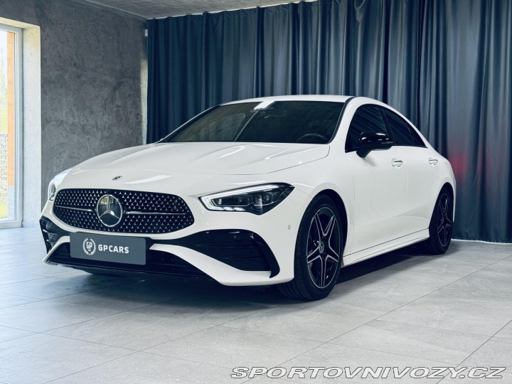 Mercedes-Benz CLA 180*AMG*KEYLESS*KAMERA*CZ 2023